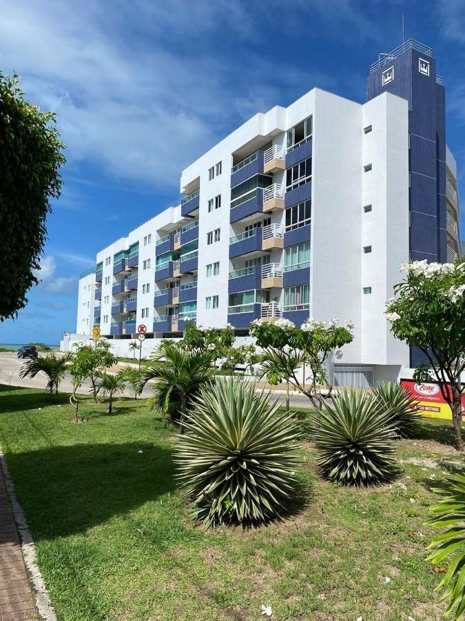 Pe Na Areia Do Bessa * Joao Pessoa